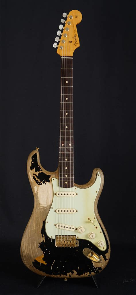 john mayer fender stratocaster.